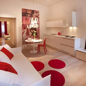 Truly Aparthotel
